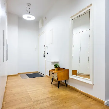 Art Apartament 100m2 City Center Διαμέρισμα *