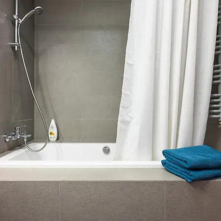 Art Apartament 100m2 City Center Apartamento